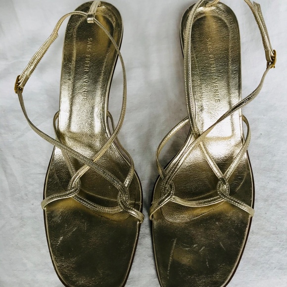 Saks Fifth Avenue SASSY strappy sandal - Picture 2 of 8